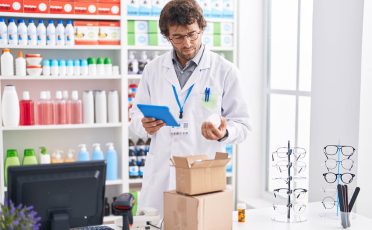 Why-Choose-Us-for-Your-Pharmaceutical-Transports